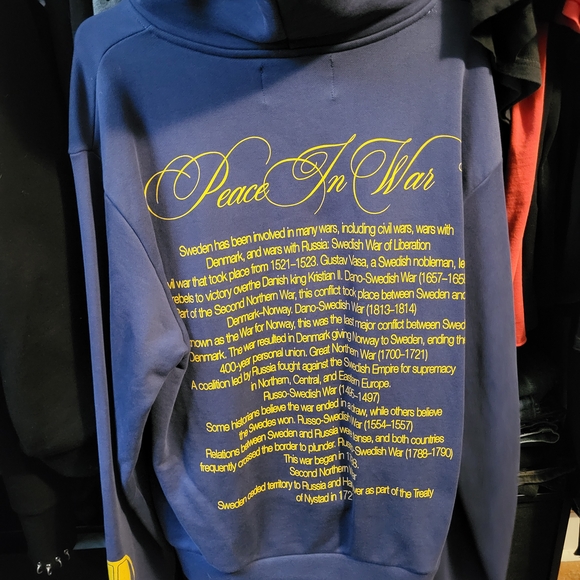 Peaceinwar Sweden Hoodie - Picture 5 of 5